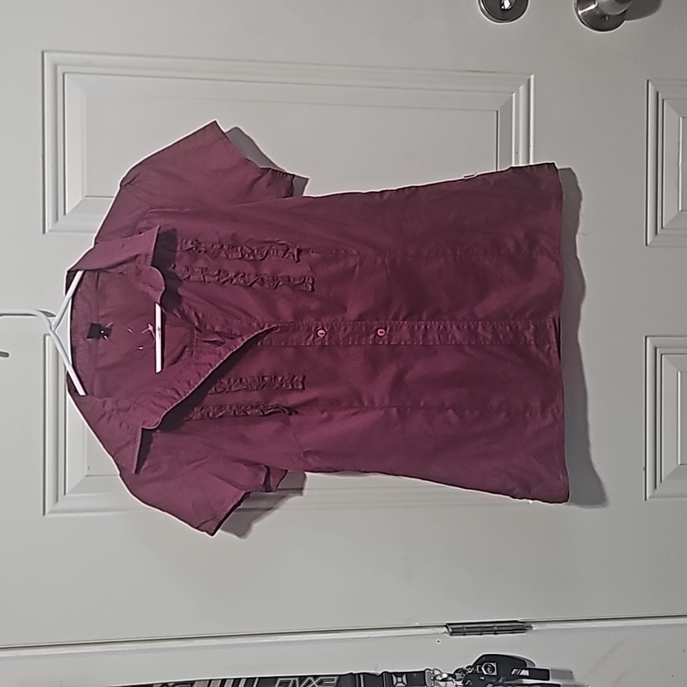 NWT Size small Pinto blouse with ruffles on the top